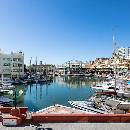 Magnifico Con Vistas En Puerto Marina